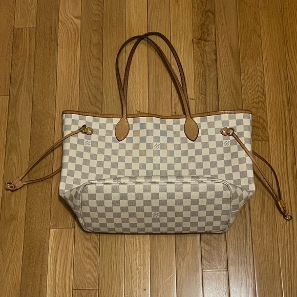 Louis Vuitton Neverfull MM - Picture 2 of 15